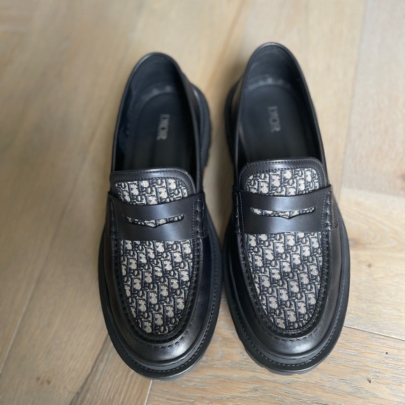 DIOR EXPLORER LOAFER size 42 - Picture 3 of 5